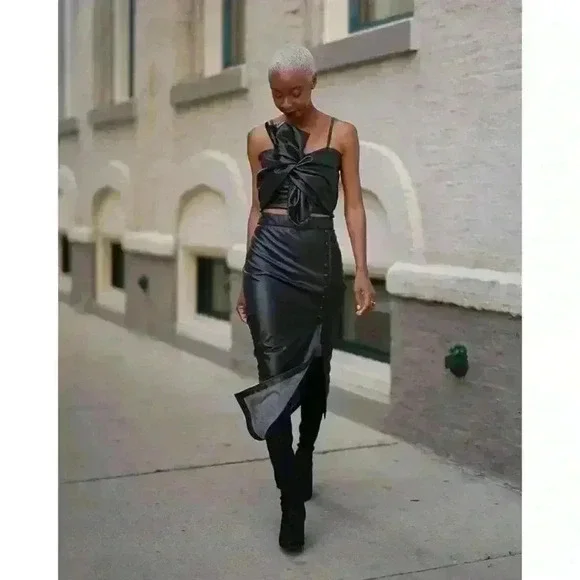 NWT The Drop Women's Black Faux Leather Bow Front Top by Signed Blake, Size S - Picture 2 of 16